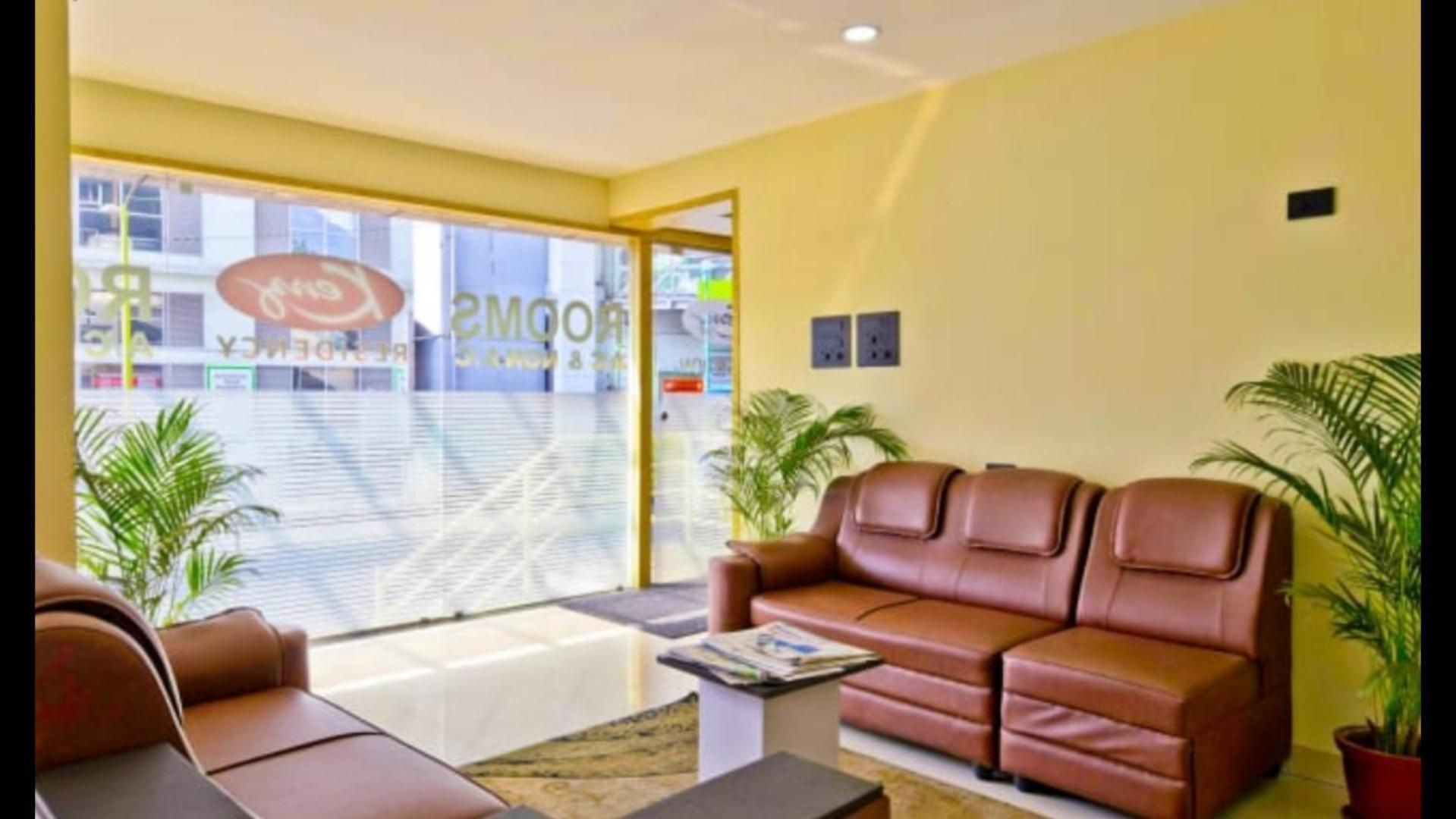 Kenz Residency Ξενοδοχείο Kochi Εξωτερικό φωτογραφία